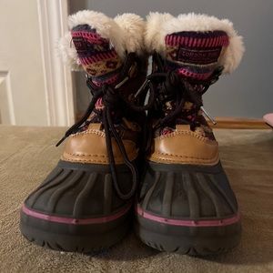 Children London Fog Boots. In Good Condition.